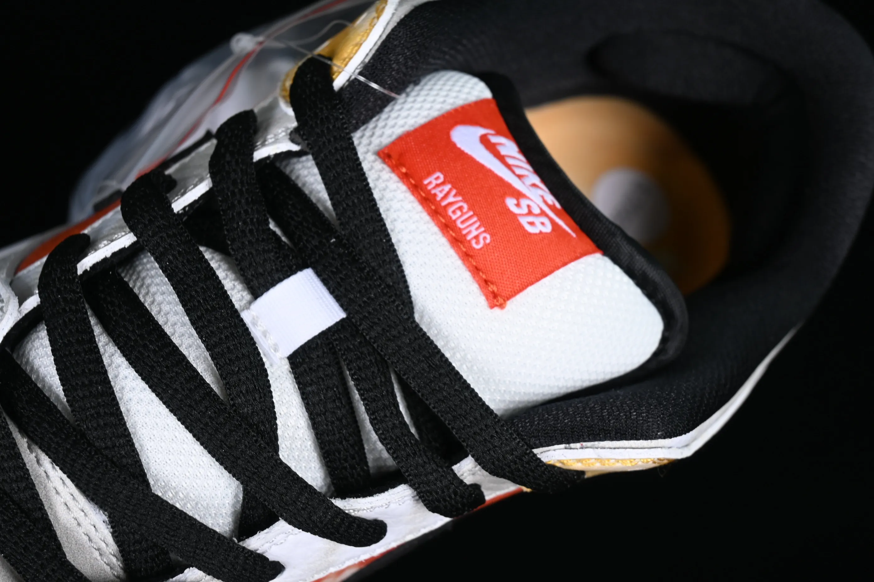 All categories Nk SB Dunk series Nk SB Dunk Low low-top sneakers Nk SB Dunk Low "Raygun" alien embroidery SB smashed backboard fashion casual sneakers BQ6832-101